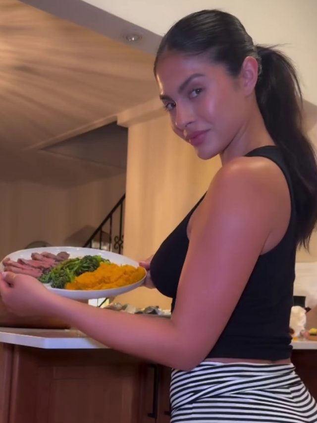 Amanda Trivizas Makes Chimichurri Steak Look Seriously Good