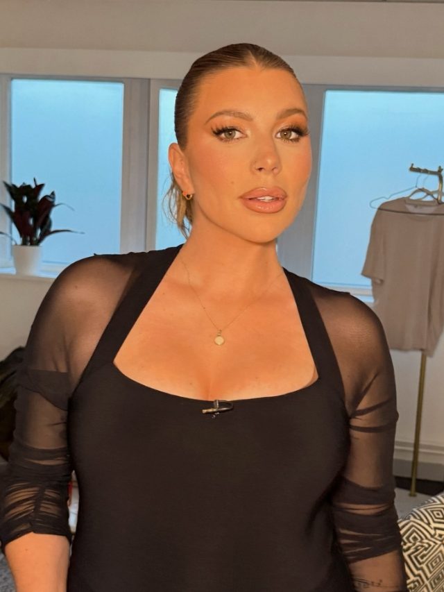 Olivia Bowen Drops a Candid Instagram Maternity Moment